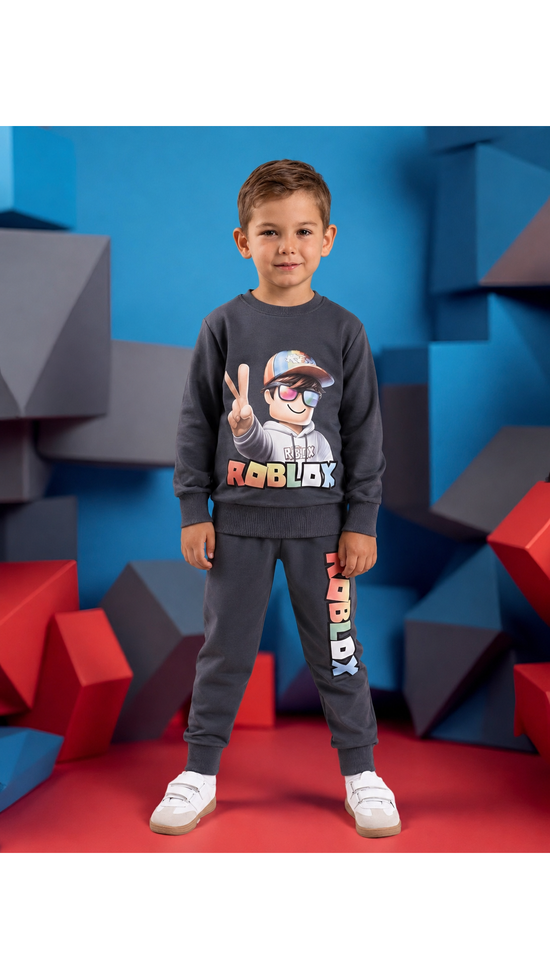 Pilkas ,,Roblox” komplektukas berniukui Pilkas ,,Roblox” komplektukas berniukui