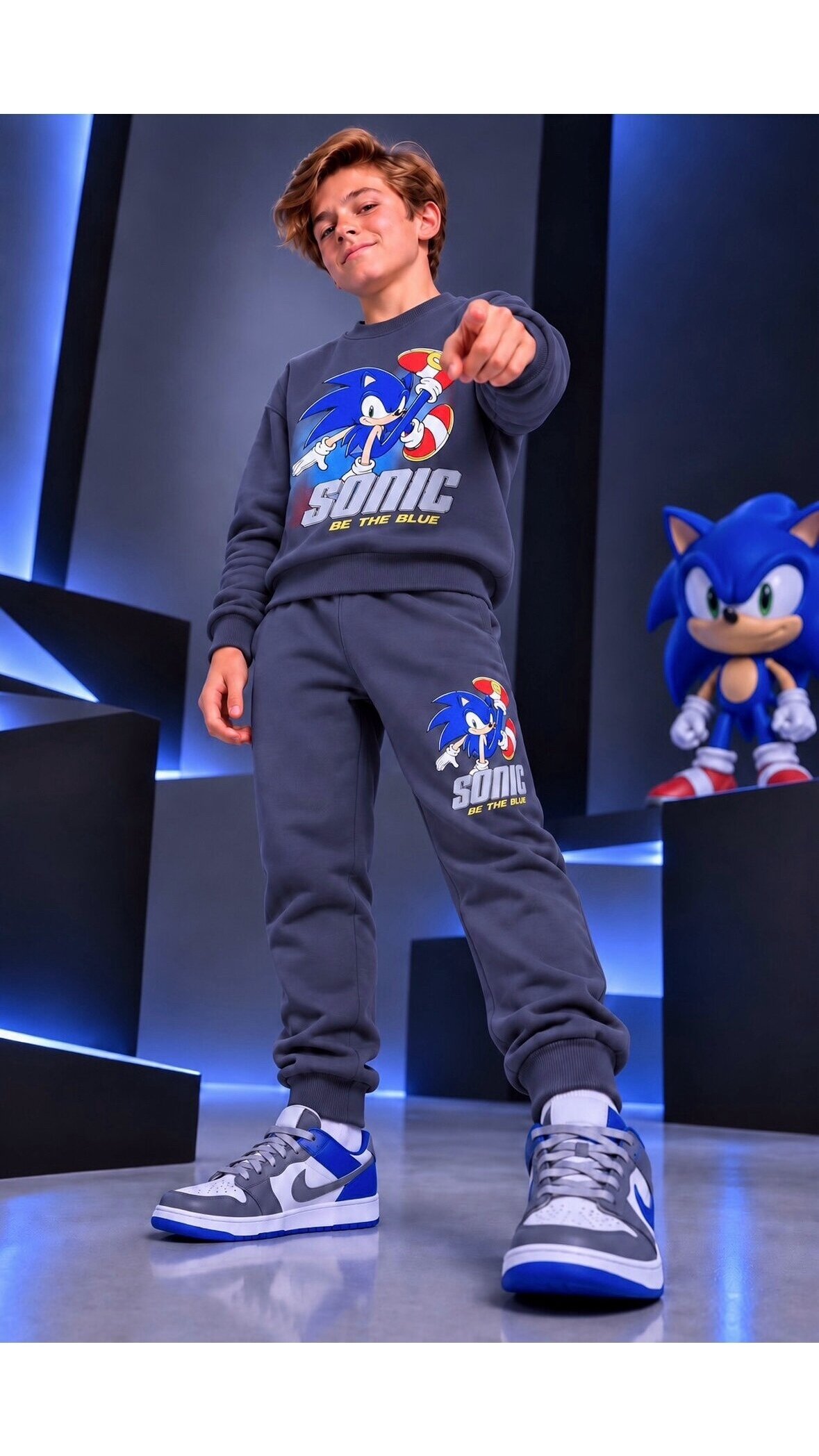 Pilkas ,,Sonic” komplektukas Pilkas ,,Sonic” komplektukas