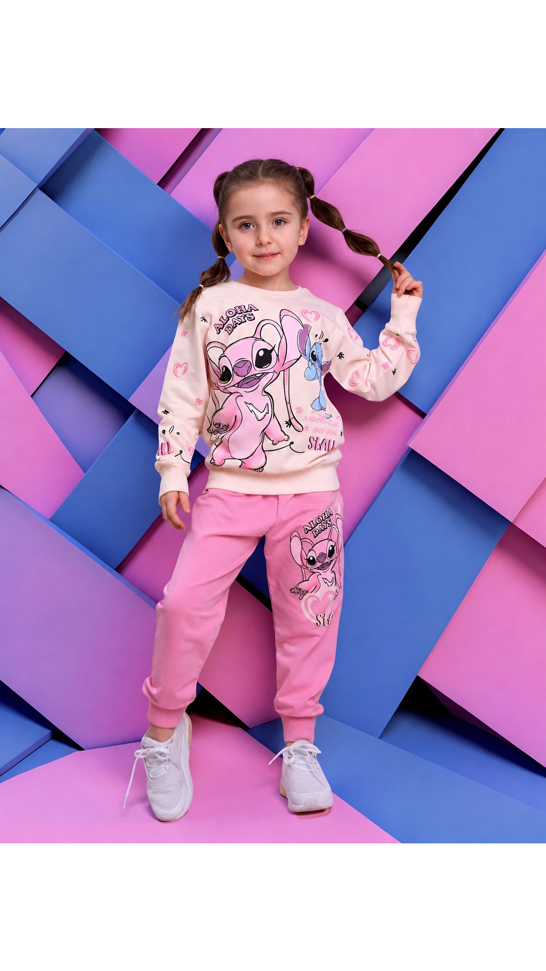 Rožinis ,,Stich” komplektukas 1 Rožinis ,,Stich” komplektukas 1