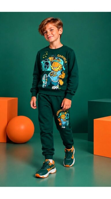 Tamsiai žalias ,,Garfield” komplektukas Tamsiai žalias ,,Garfield” komplektukas